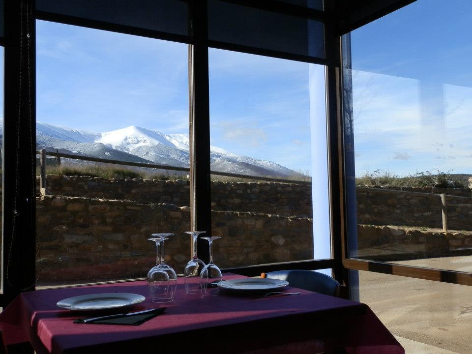 Hotel El Comendador Аньон Экстерьер фото